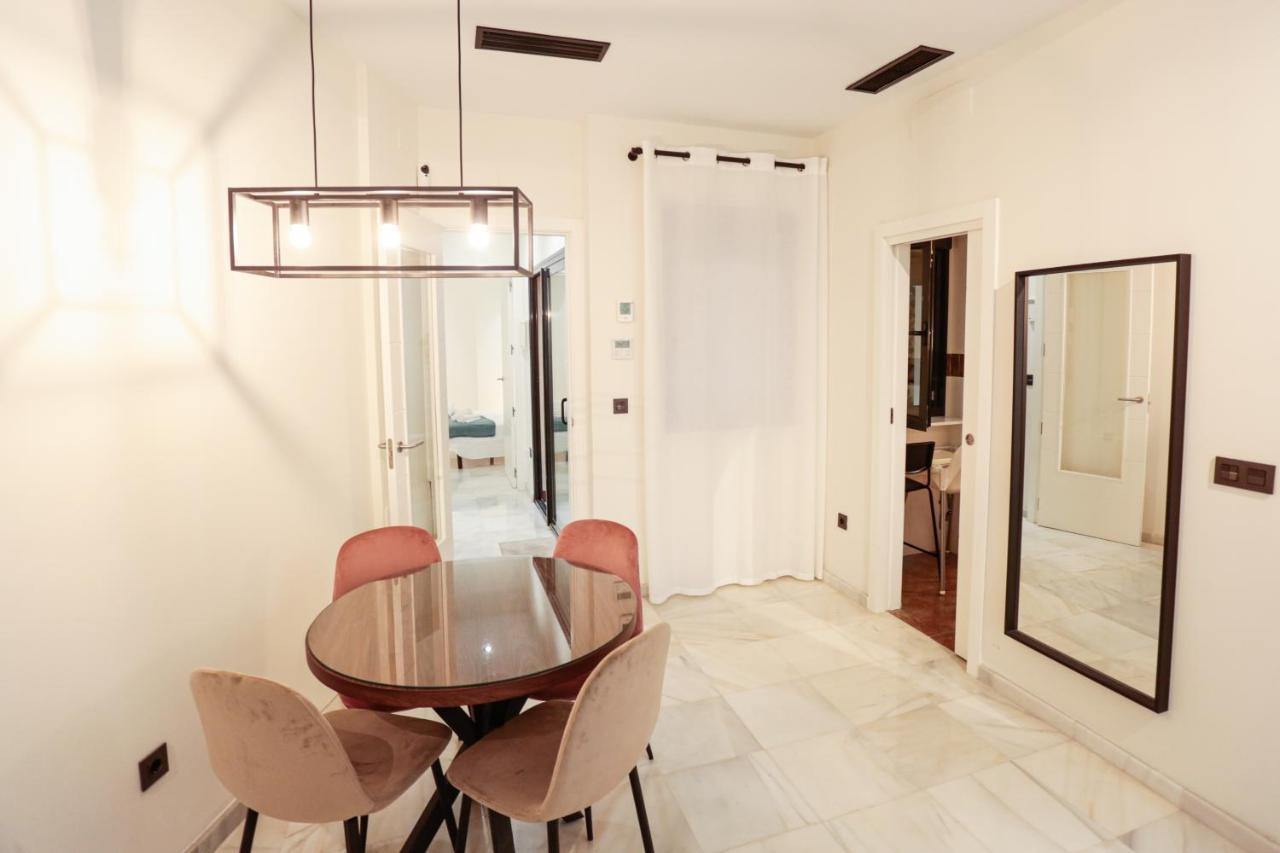 Monkeys Apartments Cervantes Seville Exterior photo